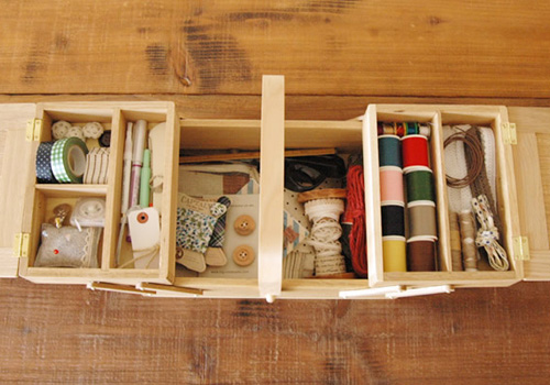 北欧スタイルの裁縫箱「倉敷意匠 ならのソーイングボックス」