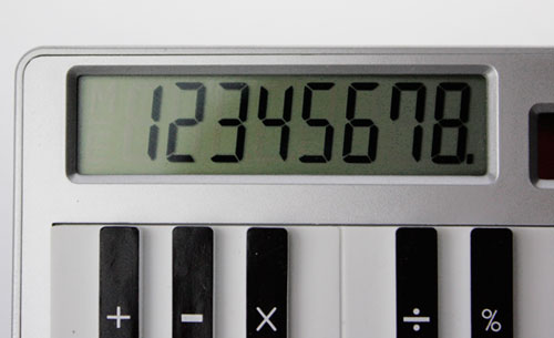 ピアノ型の計算機「PIANO CALCULATOR（ピアノ・カリキュレーター）」