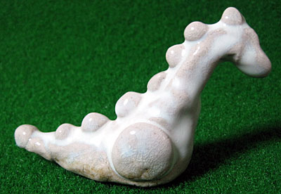 益子陶器市で見つけた陶器の恐竜 ネッシー？