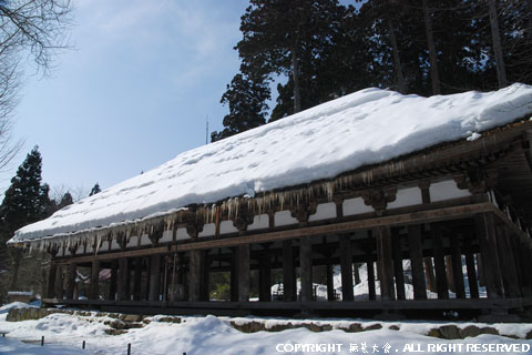 新宮熊野神社長床の雪景色