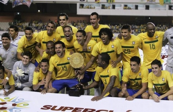 ブラジル代表集合写真vsアルゼンチン代表フレンドリーマッチ