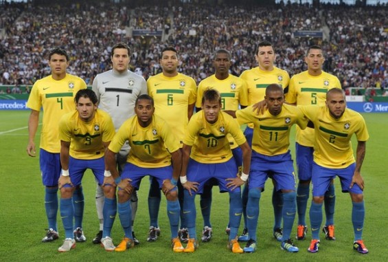 ブラジル代表集合写真vsドイツ代表フレンドリーマッチ
