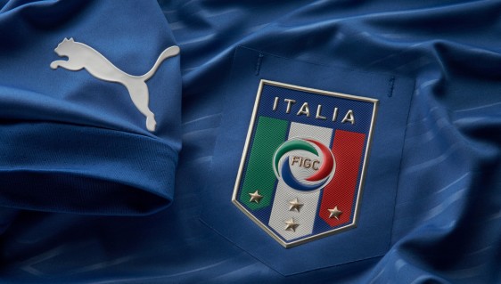 イタリア代表2012ホームユニフォームPUMA