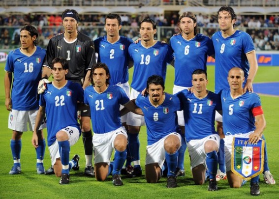 イタリア代表集合写真vsベルギー代表フレンドリーマッチ