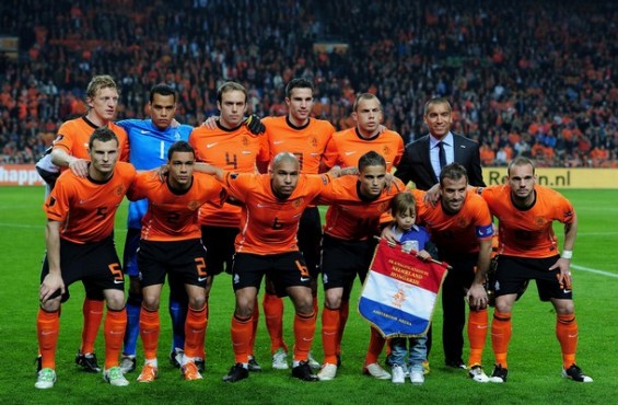 オランダ代表集合写真vsハンガリー代表ユーロ2012予選