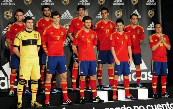 2012スペイン代表ホームユニフォーム公式発表イベント画像 
