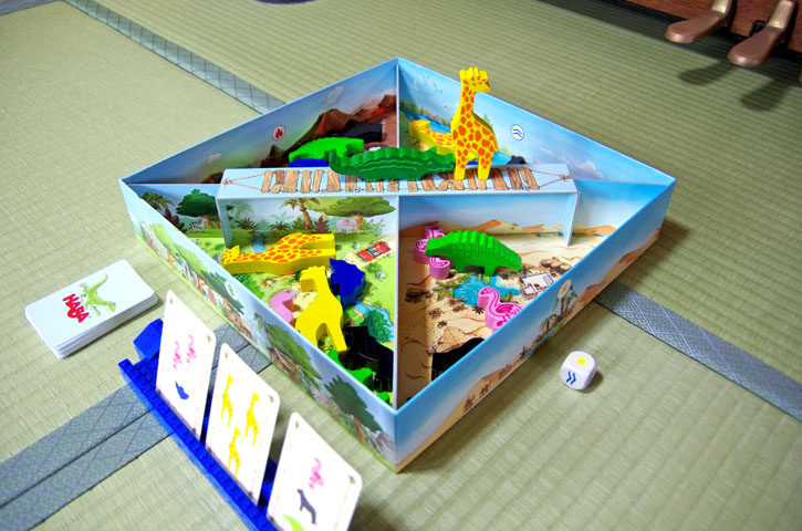 sale販売店  木製クロコダイル鰐クロコ玩具ボードゲーム積み木 HABAワニに乗る？大いなる冒険 知育玩具