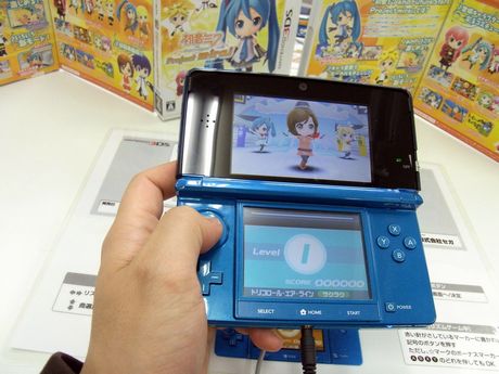 3DS「初音ミク and Future Stars Project mirai」店頭体験会を開催