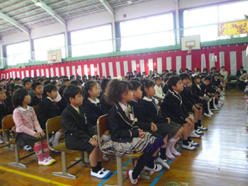 東加平小学校　入学式　2010　2