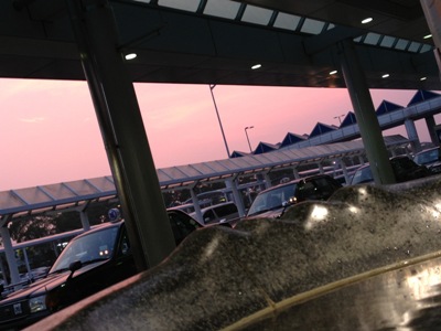空港から見えた夕焼け