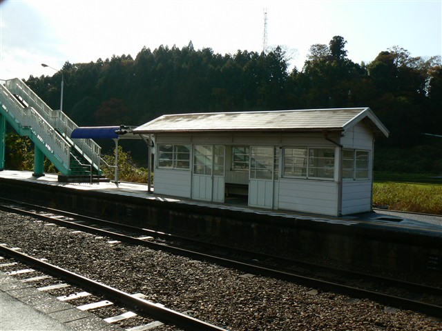 山方宿駅のホーム
