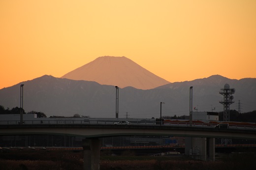 夕焼けに染まる赤富士１