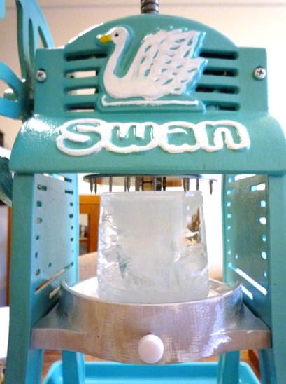 ディスプレイが SWAN かき氷機 調理器具
