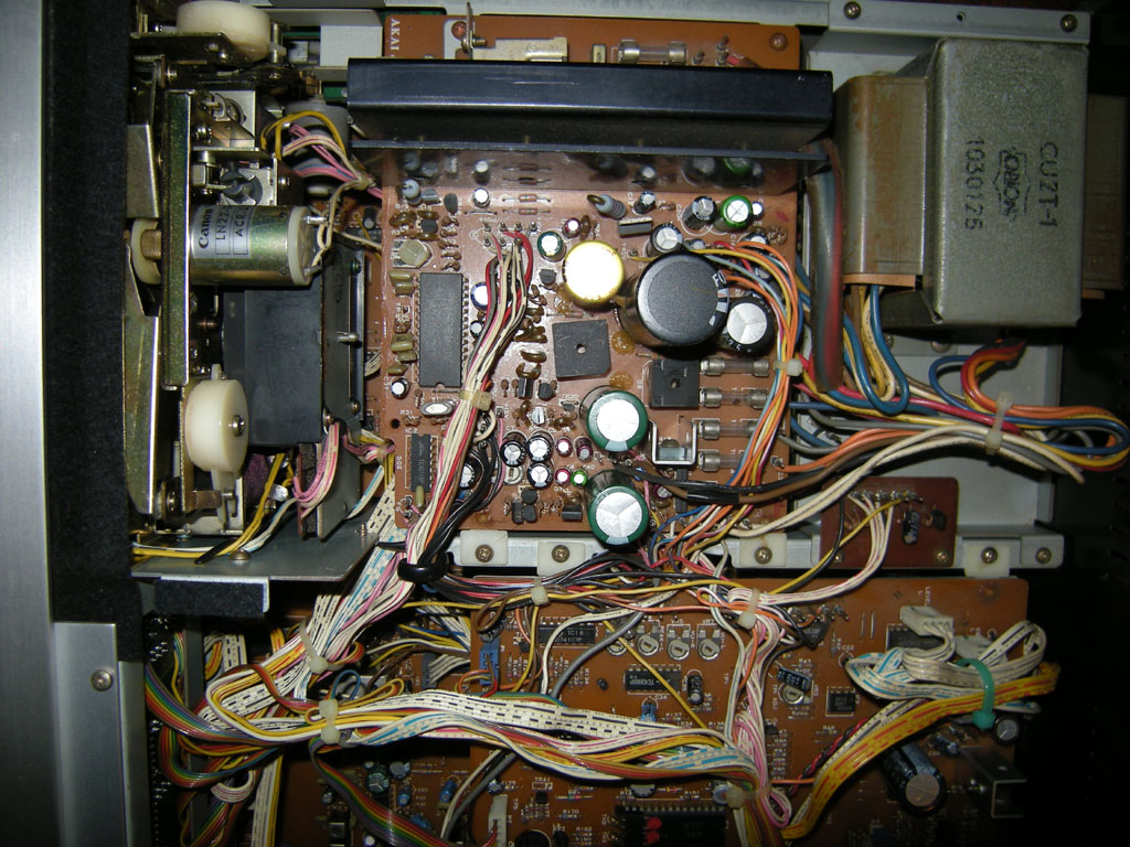 AKAI STEREO CASSETTE DECK GX-F95 | 電気的懐古趣味 AKAI STEREO CASSETTE DECK GX-F95 | 電気的懐古趣味