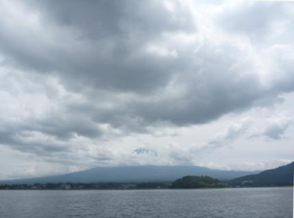 20130623河口湖富士山頂上見える1.JPG