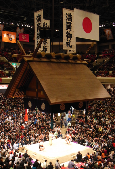 大相撲トーナメント　両国国技館