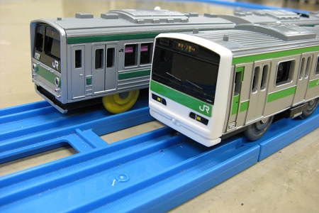 輝パパさんの埼京線205系と山手線E231系改造プラレール