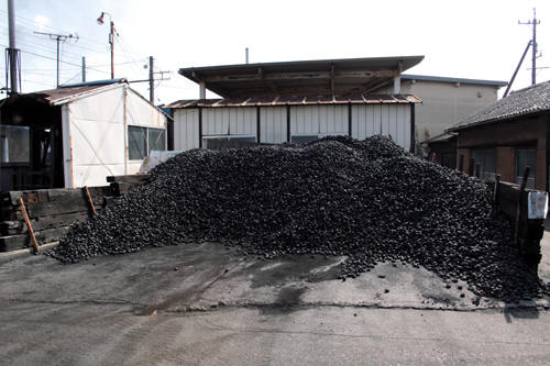 新金谷機関区の石炭置き場