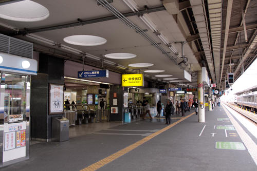 和歌山駅１番線ホーム