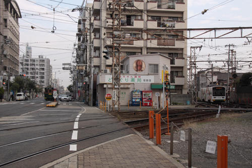 住吉駅での阪堺線と上町線の位置関係