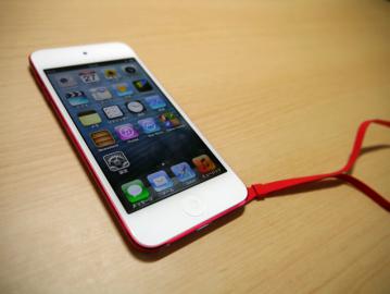iPod touch Product RED　（型番　PD750J/A） 画像