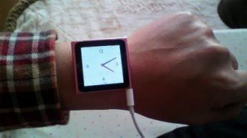 iPod nanoは時計にもなる？